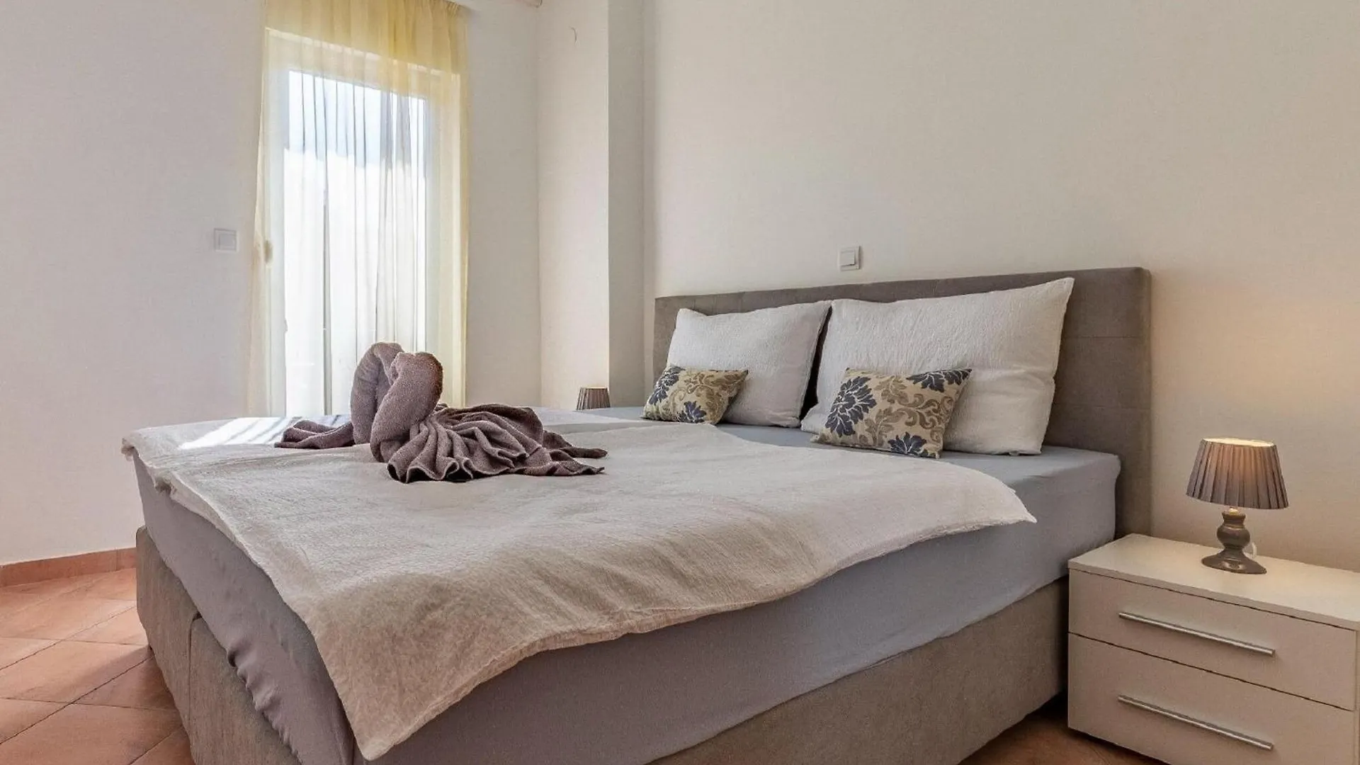 Alluring Apartment In Banjole Near Beach And Island