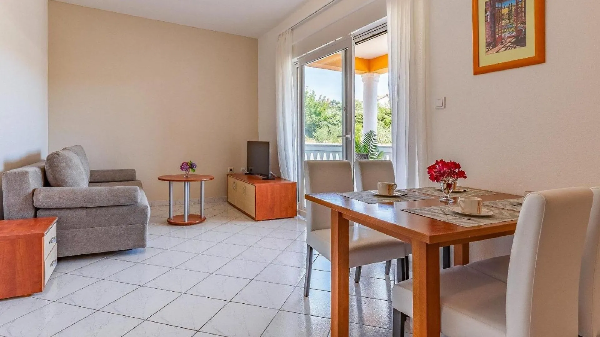 Alluring Apartment In Banjole Near Beach And Island Croácia